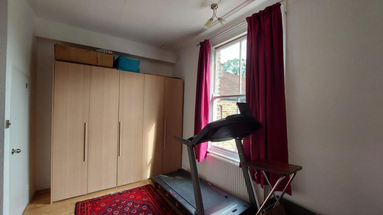 Extra Large One Bedroom Flat With Parking Londres Exterior foto